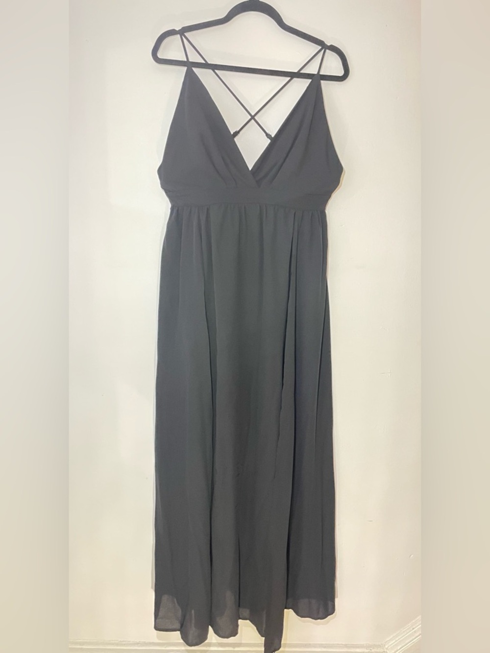 Classic Black Spaghetti-Strap Maxi Dress